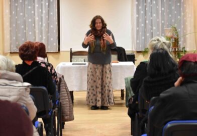 Saly Noémi: Szerzetesek konyháiban régen és manapság – KÉSZ előadás az X-házban