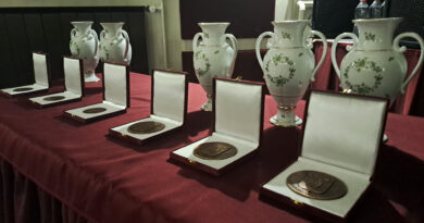 Ünnepi testületi ülés. Átadták a városdíjakat – VIDEÓ