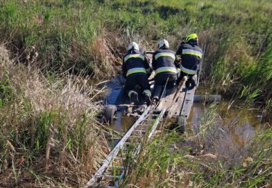Tragikus baleset Fonyódon: árokba borult autóban vesztette életét egy fiatal sofőr