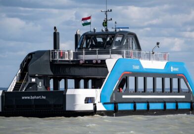 Meghosszabbított kompmenetrend a Balatonon!