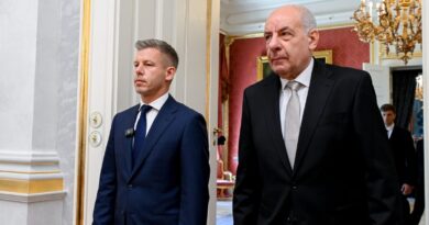 Sulyok Tamás aláírta az alkotmánymódosítást, hétfőtől nem ő a köztársasági elnök