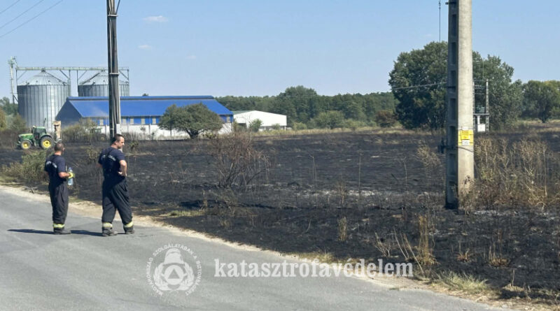 A szél megnehezítette a tűzoltók dolgát Marcalinál