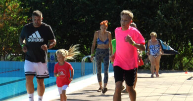 Földön, vízben, kétkeréken . Marcali Triatlon Maraton a Fürdőben – VIDEÓ