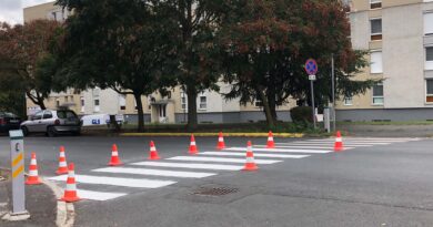 Újrafestik az útburkolati jeleket a városban – Vezessünk figyelmesen!
